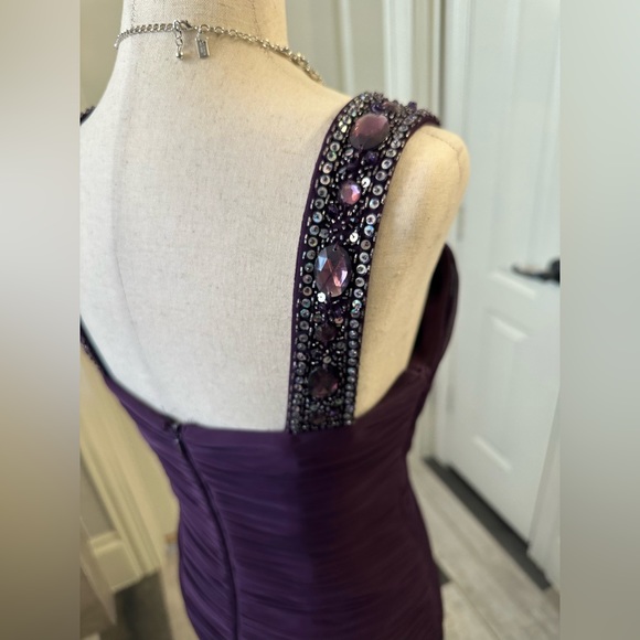 Pristine Caché Gorgeous Dark Purple Embellished Jeweled Fitted Dress 6 - Picture 7 of 17